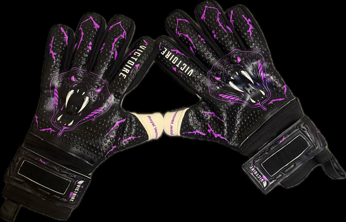 Victoire Royal Venom Goalkeeper Gloves
