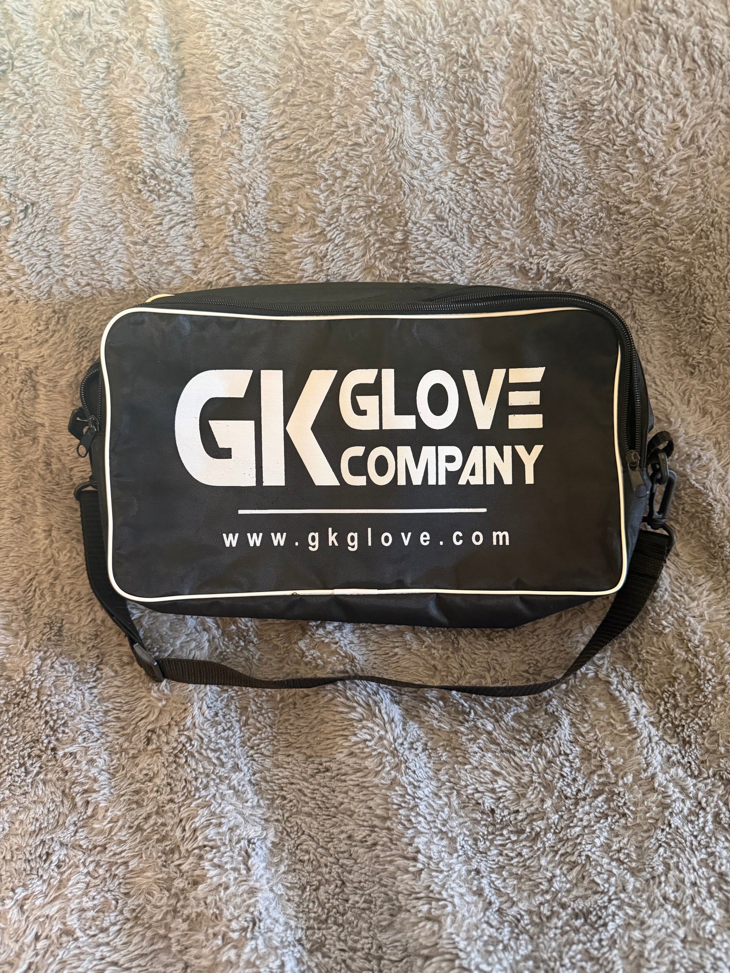 GK Glove Company Shield- Glove Bag